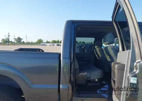 2016 Ford F-250 Xlt z USA, uszkodzony, nr VIN 1FT7W2AT9GEC41036